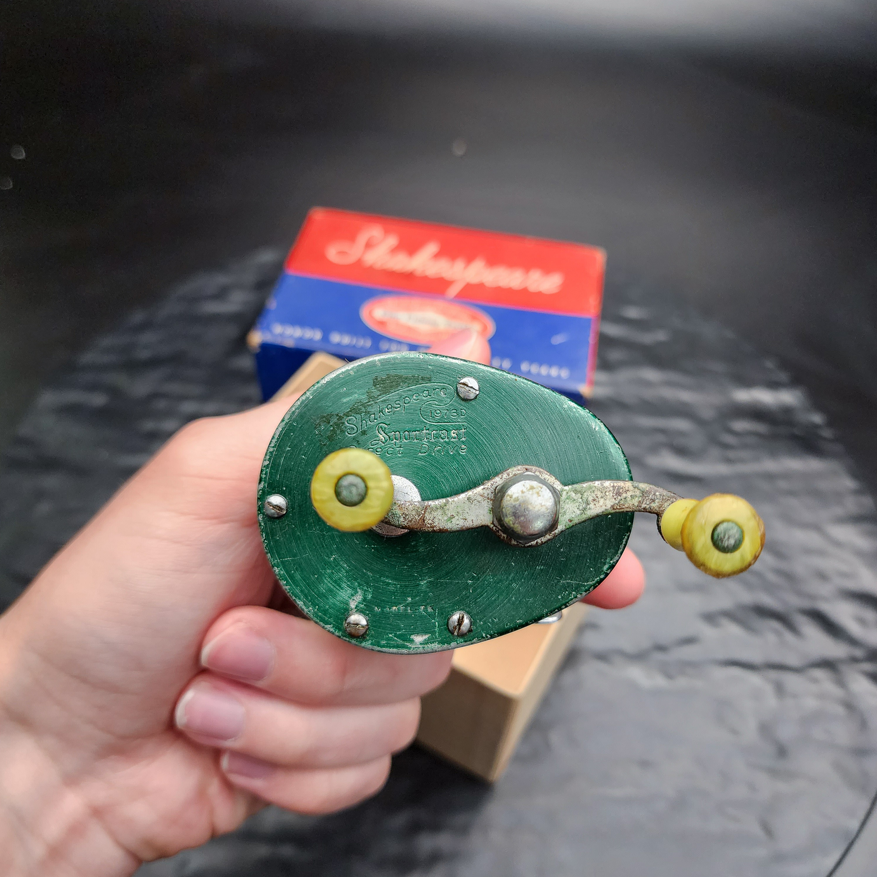 リール Shakespeare 1973D Sportcast MODEL FK Vintage Shakespeare Sportcast No. 1973D Model FK Casting Reel in