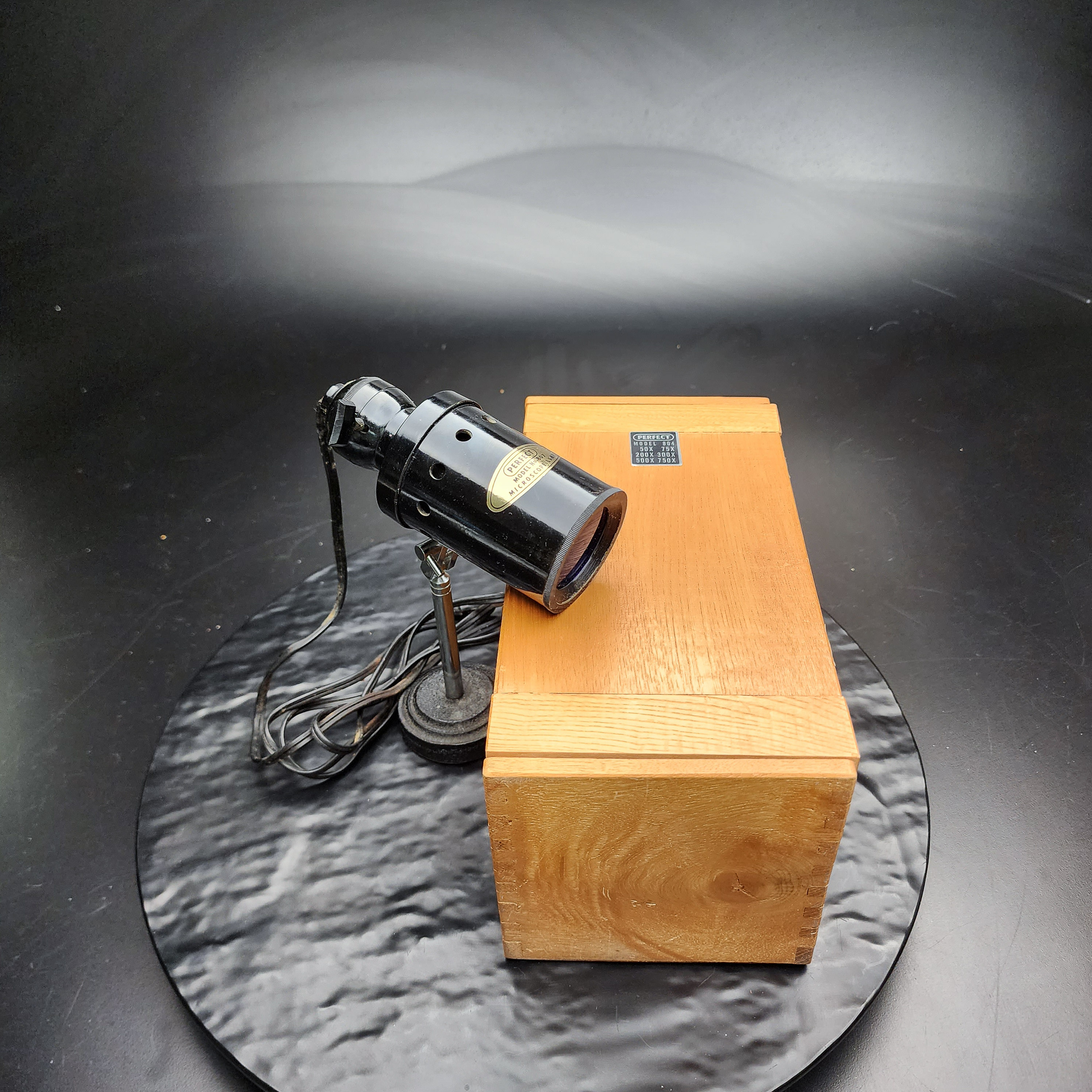 Mint 1970s Perfect Model 804 Microscope with Lamp, Case & Accessories 🔬 - Picture 1 of 12