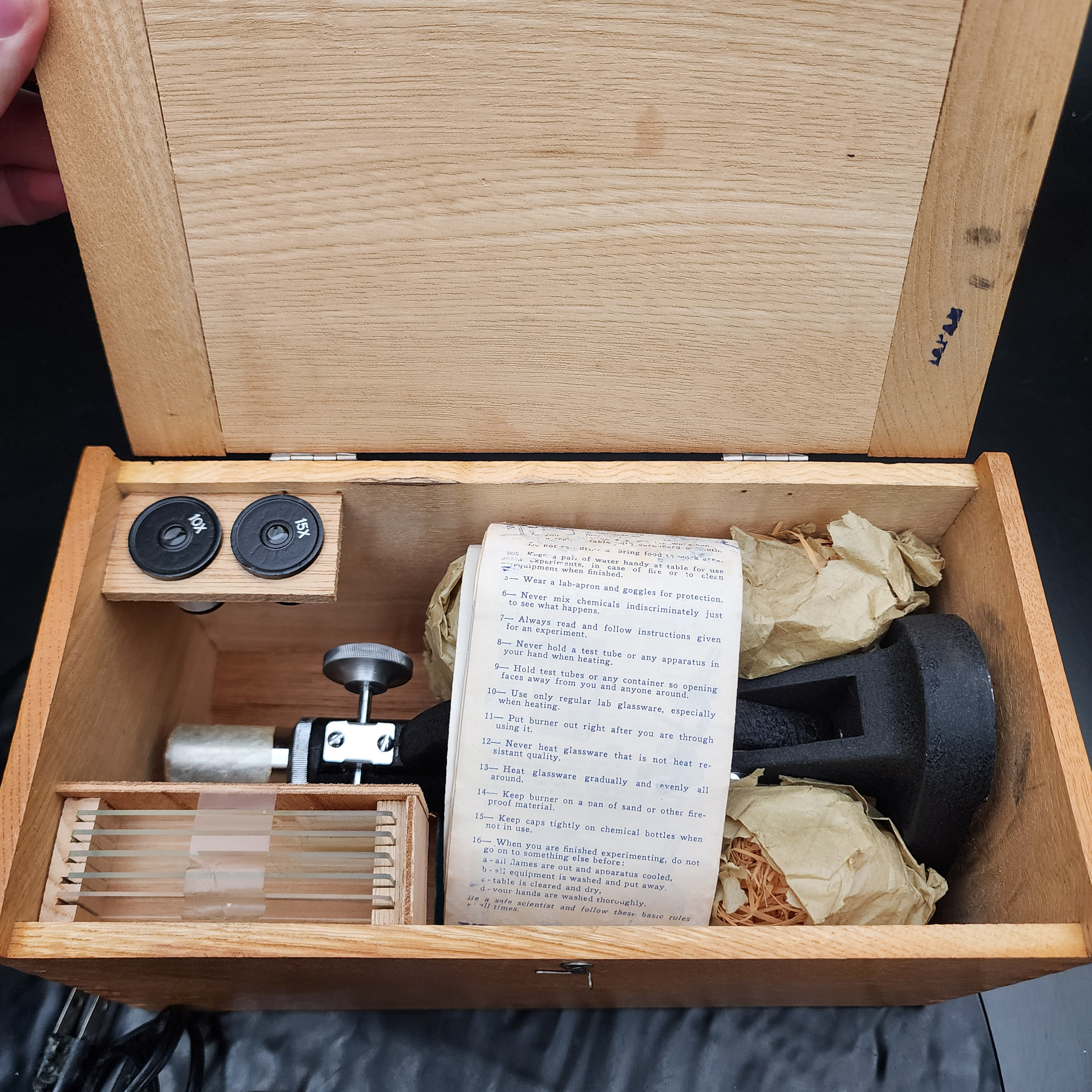 Mint 1970s Perfect Model 804 Microscope with Lamp, Case & Accessories 🔬 - Picture 7 of 12